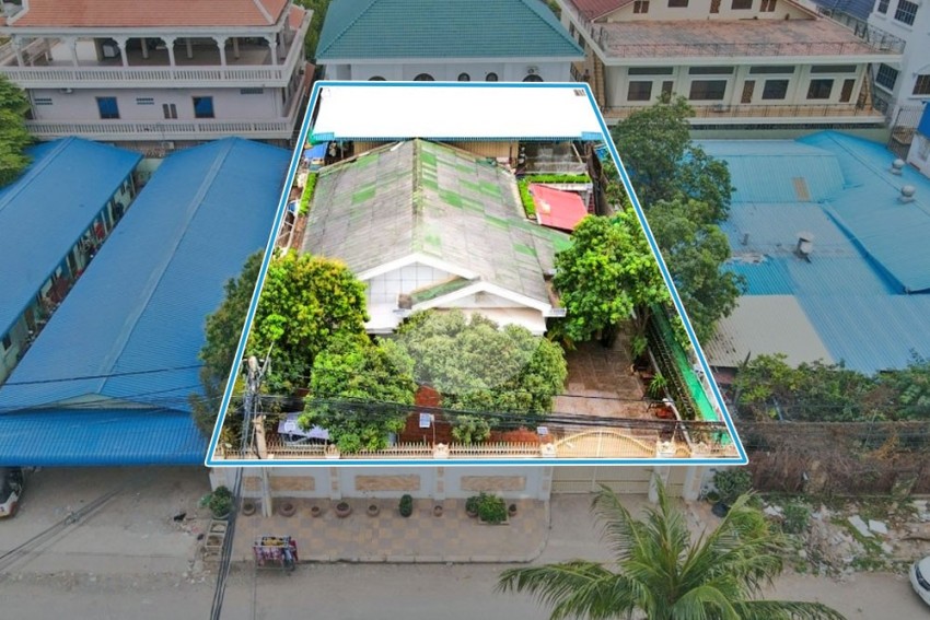 5 Bedroom Commercial Villa For Rent - Toul Kork, Phnom Penh
