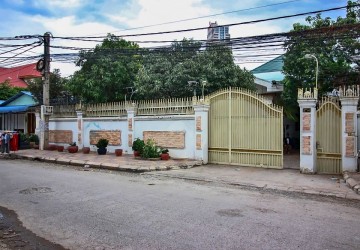 5 Bedroom Commercial Villa For Rent - Toul Kork, Phnom Penh thumbnail