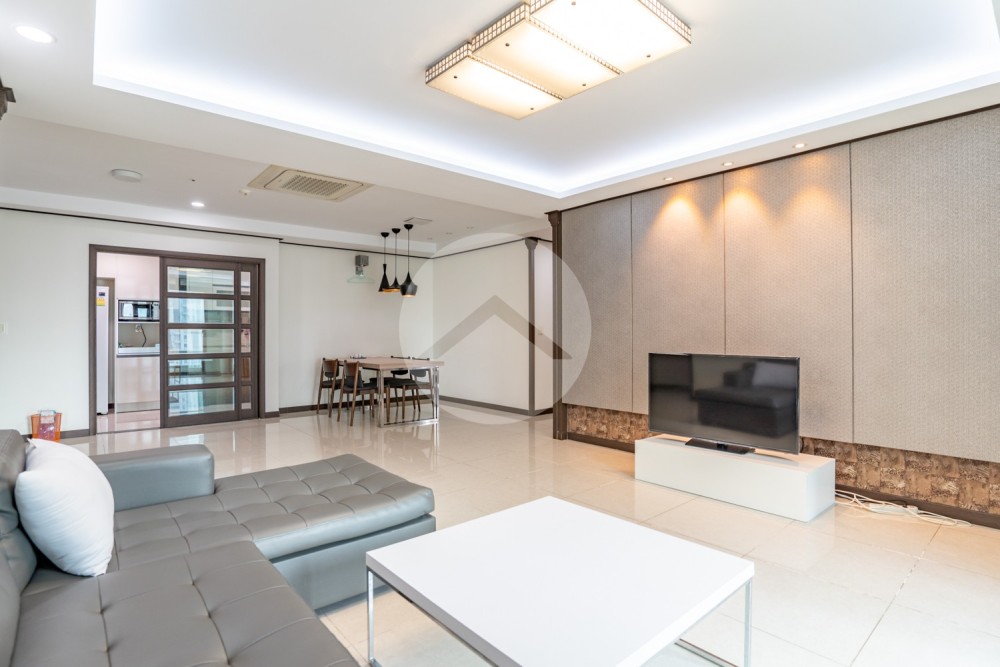 3 Bedroom Condo For Rent-BKK1, Phnom Penh - Image 4