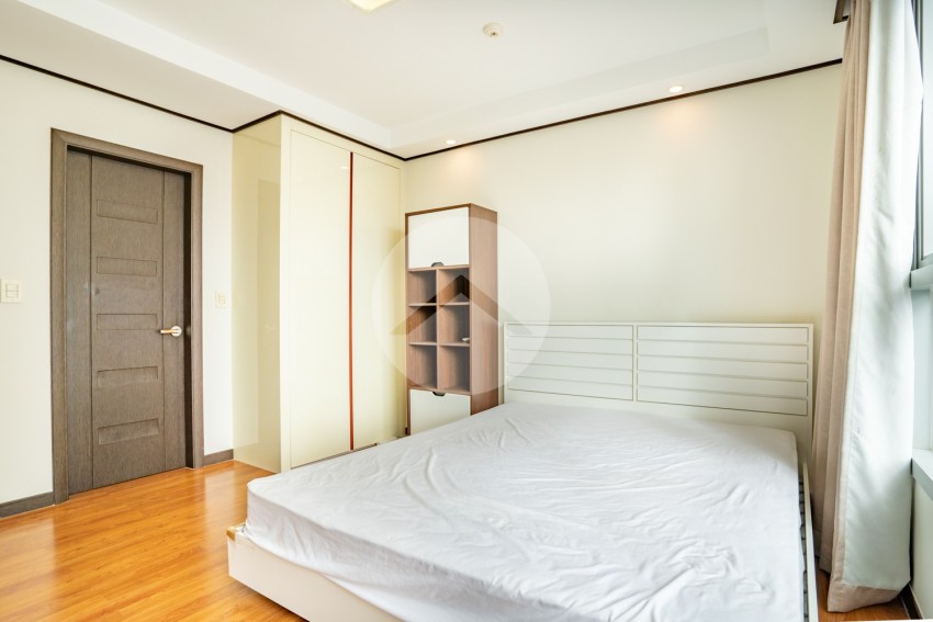 3 Bedroom Apartment For Rent in De Castle Royal, BKK1, Phnom Penh