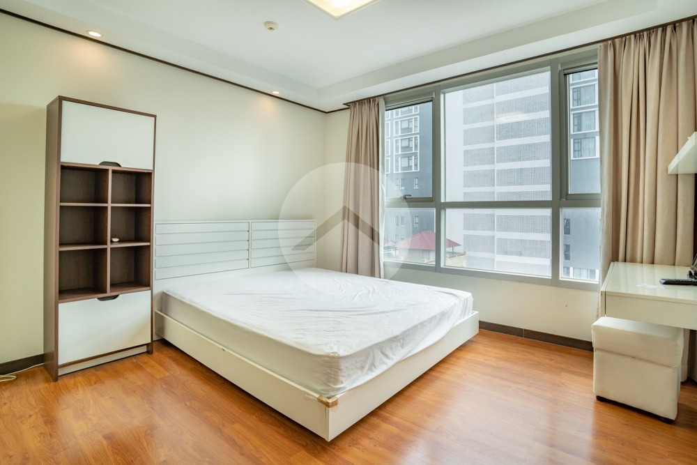 3 Bedroom Condo For Rent-BKK1, Phnom Penh - Image 14
