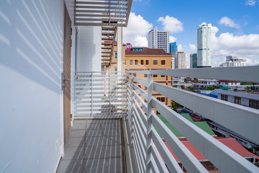 1 Bedroom Serviced Apartment For Rent - Boeung Trabek, Phnom Penh - Image 11