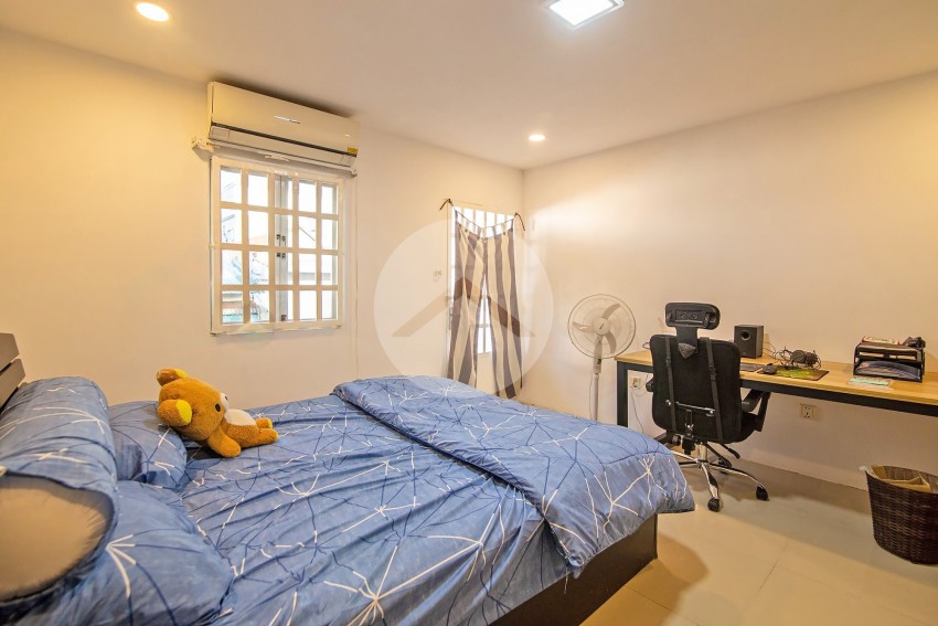 2 Bedroom Apartment For Sale - Srah Chork, Phnom Penh