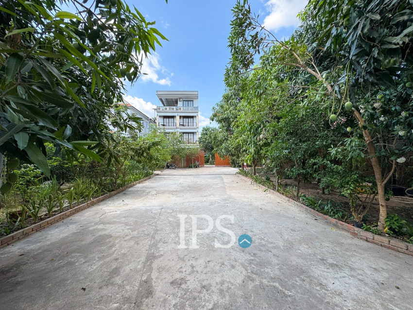 7 Bedroom Guesthouse For Rent - Svay Dangkum, Siem Reap