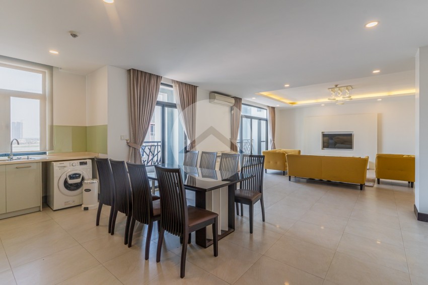 3 Bedroom Serviced Apartment For Rent - Wat Phnom, Phnom Penh