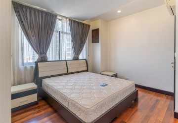 3 Bedroom Serviced Apartment For Rent - Wat Phnom, Phnom Penh thumbnail