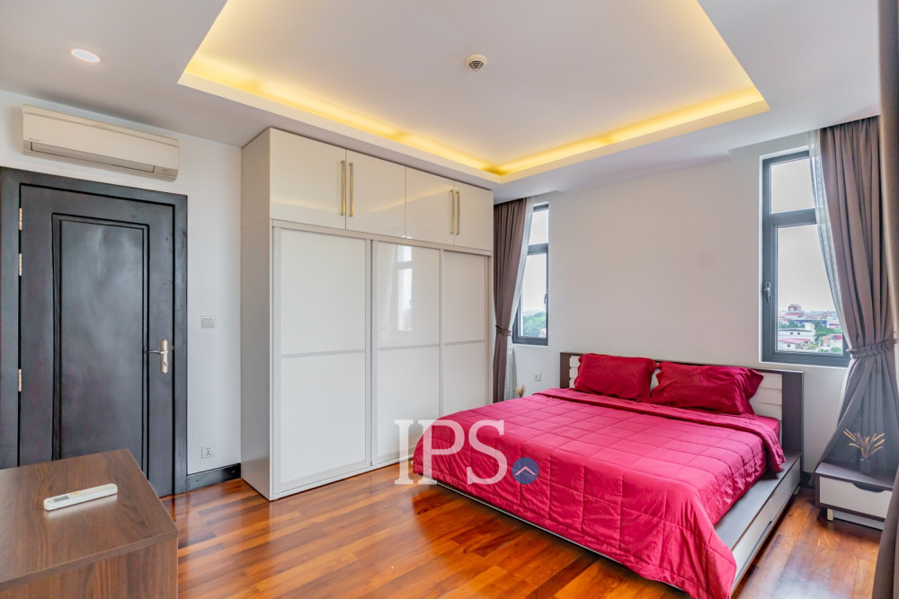 3 Bedroom Serviced Apartment For Rent - Wat Phnom, Phnom Penh - Image 13