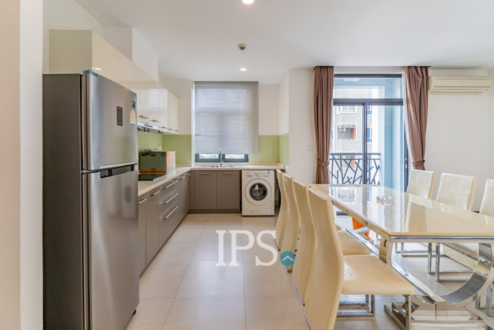 3 Bedroom Serviced Apartment For Rent - Wat Phnom, Phnom Penh - Image 9
