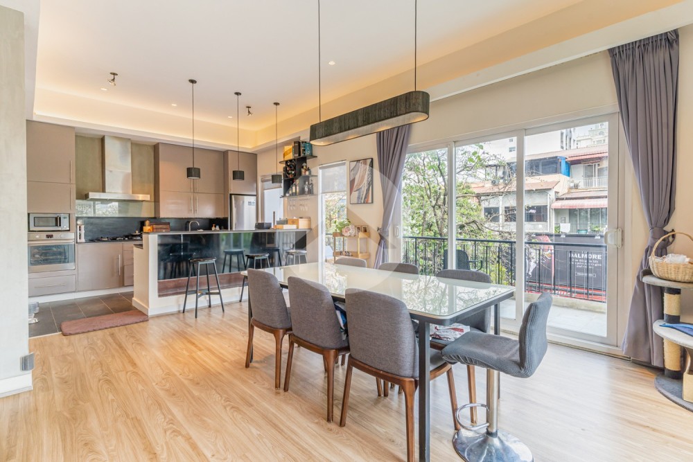 Renovated 2 Bedroom Apartment For Sale - BKK1, Phnom Penh - Image 7