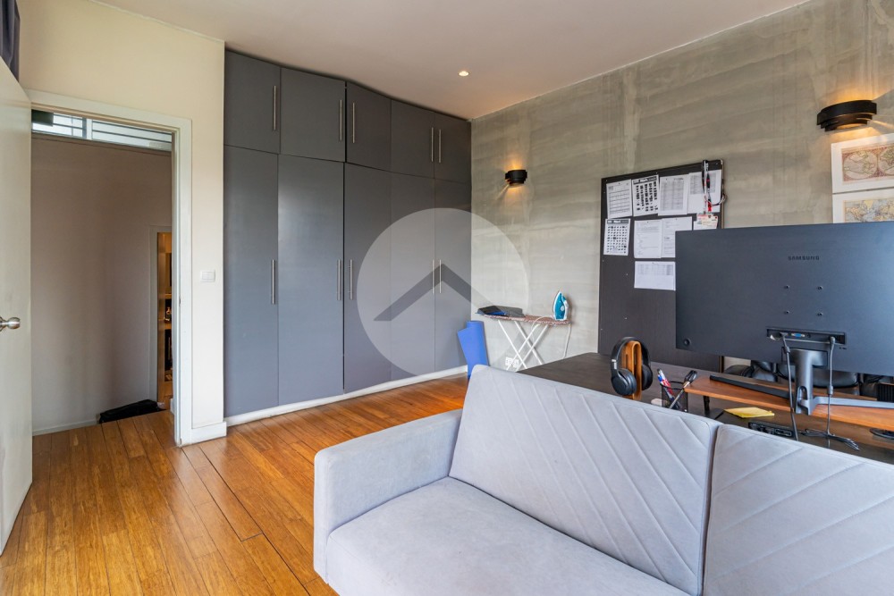 Renovated 2 Bedroom Apartment For Sale - BKK1, Phnom Penh - Image 12