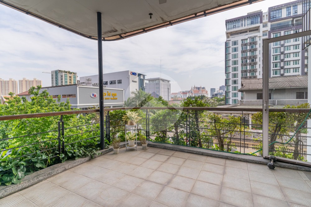 Renovated 2 Bedroom Apartment For Sale - BKK1, Phnom Penh - Image 19