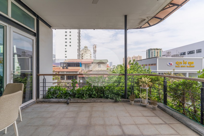 Renovated 2 Bedroom Apartment For Sale - BKK1, Phnom Penh