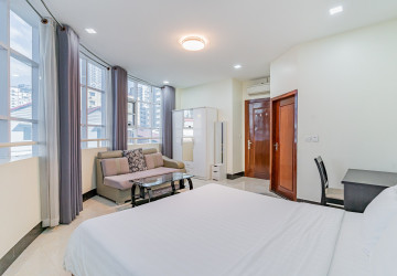 27 Sqm Serviced Apartment For Rent - BKK2, Phnom Penh thumbnail