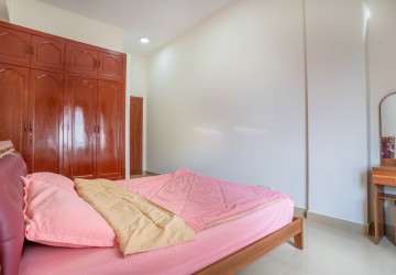 2 Bedroom Apartment For Rent in Toul Kok, Phnom Penh thumbnail