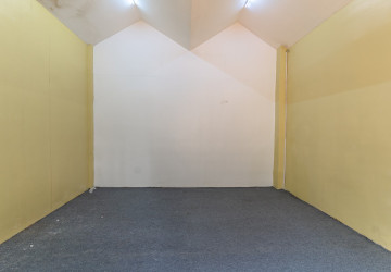 4 Bedroom Commercial Villa For Rent - Boeung Trabek, Phnom Penh thumbnail