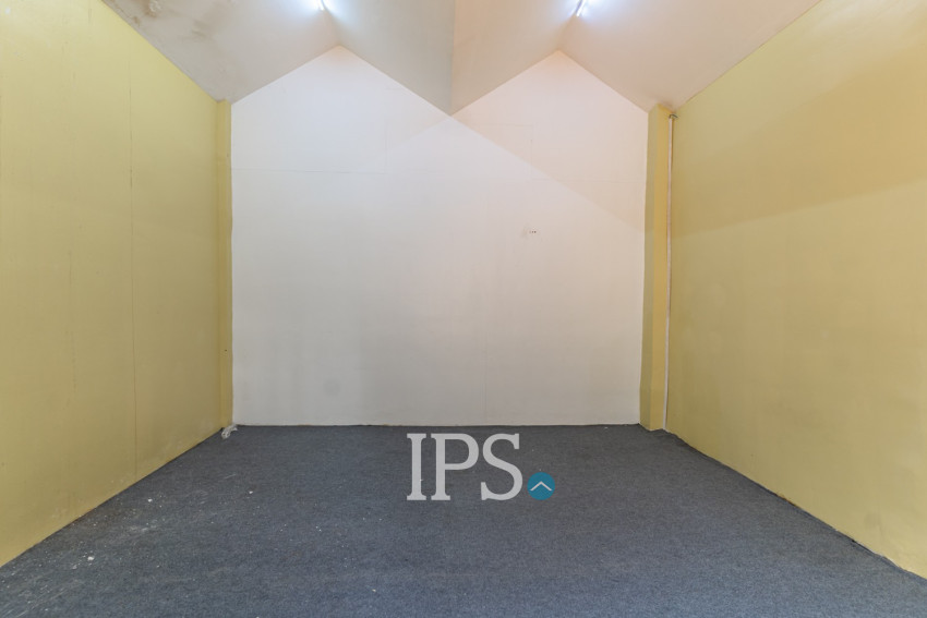 4 Bedroom Commercial Villa For Rent - Boeung Trabek, Phnom Penh