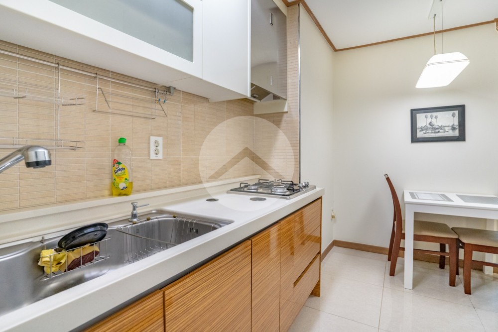 1 Bedroom Condo For Rent - De Castle Royal, BKK1, Phnom Penh - Image 9