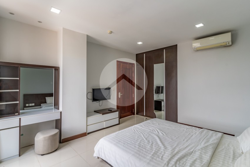 1 Bedroom Serviced Apartment For Rent -Tonle Bassac, Phnom Penh