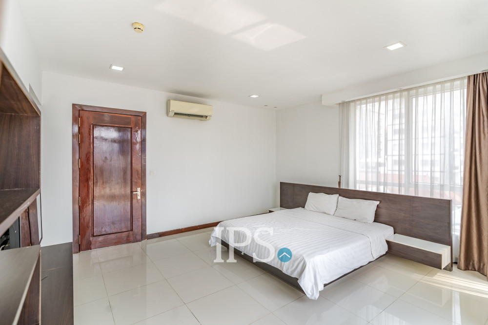 2 Bedroom Serviced Apartment For Rent - Tonle Bassac, Phnom Penh - Image 9
