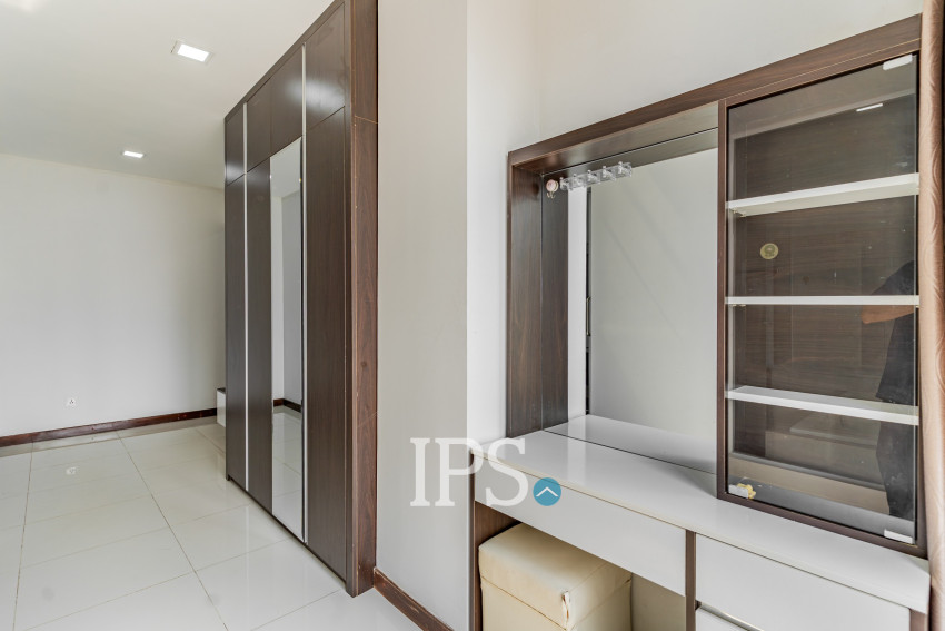 អាផាតមិនសេវាកម្ម 2 បន្ទប់គេងសម្រាប់ជួល - ទន្លេបាសាក់ ភ្នំពេញ