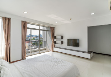 2 Bedroom Serviced Apartment For Rent - Tonle Bassac, Phnom Penh thumbnail