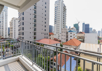 2 Bedroom Serviced Apartment For Rent - Tonle Bassac, Phnom Penh thumbnail