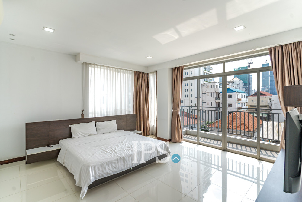 2 Bedroom Serviced Apartment For Rent - Tonle Bassac, Phnom Penh - Image 8