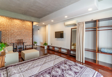 50 Sqm Studio Serviced Apartment For Rent - BKK1, Phnom Penh thumbnail