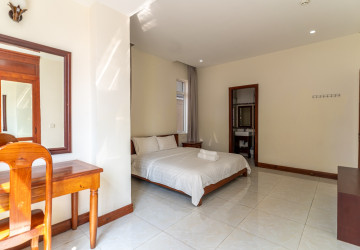 2 Bedroom Serviced Apartment For Rent - Toul Tum Poung 1, Phnom Penh thumbnail