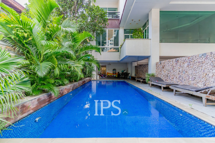 2 Bedroom Serviced Apartment For Rent - BKK1, Phnom Penh