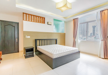 2 Bedroom Serviced Apartment For Rent - BKK1, Phnom Penh thumbnail