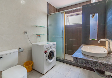 2 Bedroom Serviced Apartment For Rent - BKK1, Phnom Penh thumbnail