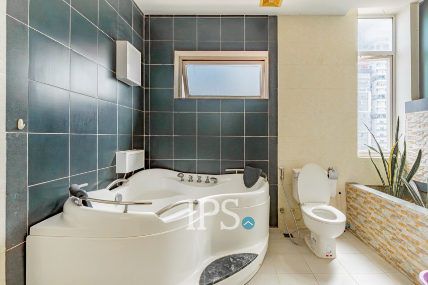 2 Bedroom Serviced Apartment For Rent - BKK1, Phnom Penh