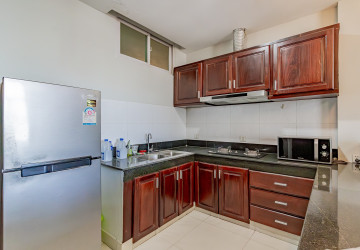 2 Bedroom Serviced Apartment For Rent - BKK1, Phnom Penh thumbnail