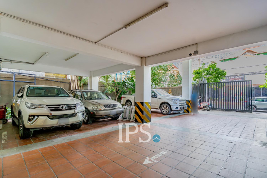 2 Bedroom Serviced Apartment For Rent - BKK1, Phnom Penh