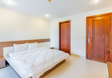 2 Bedroom Serviced Apartment For Rent - BKK1, Phnom Penh thumbnail