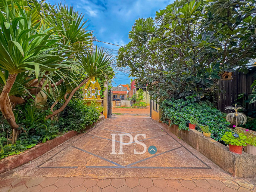 2 Bedroom Apartment For Rent - Sala Kamreuk, Siem Reap