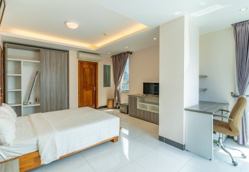 1 Bedroom Serviced Apartment for Rent - BKK1, Phnom Penh thumbnail