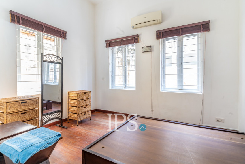 Renovated 1 Bedroom Apartment For Rent - Chey Chumneah, Phnom Penh