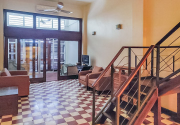 Renovated 1 Bedroom Apartment For Rent - Chey Chumneah, Phnom Penh thumbnail