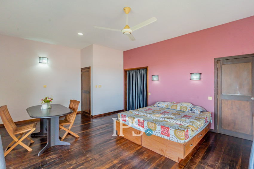 6 Bedroom House For Sale - Takhmao, Kandal