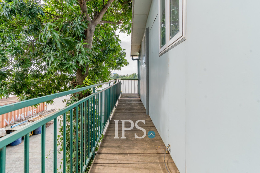 6 Bedroom House For Sale - Takhmao, Kandal