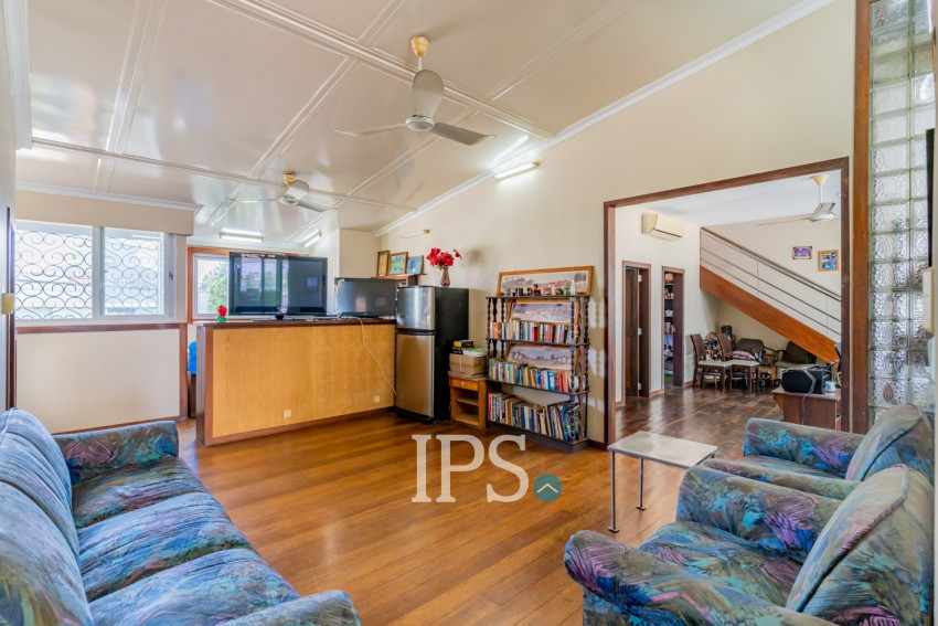 6 Bedroom House For Sale - Takhmao, Kandal