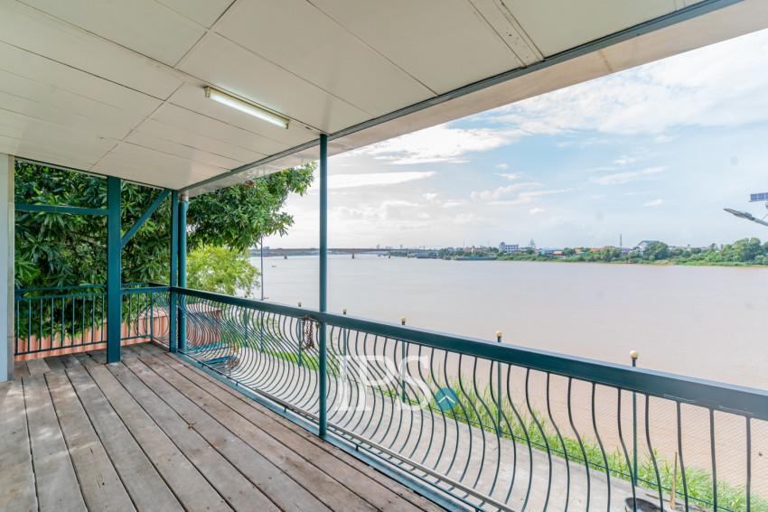 6 Bedroom House For Sale - Takhmao, Kandal