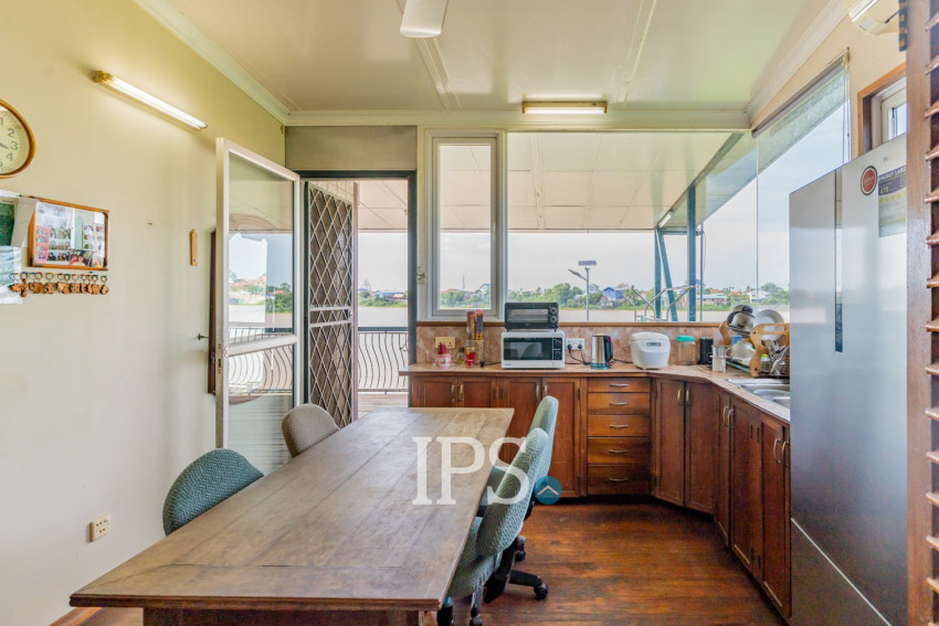 6 Bedroom House For Sale - Takhmao, Kandal