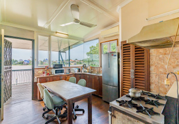 6 Bedroom House For Sale - Takhmao, Kandal thumbnail