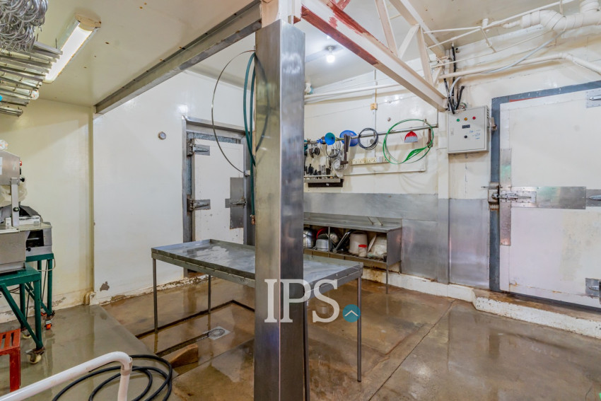 6 Bedroom House For Sale - Takhmao, Kandal