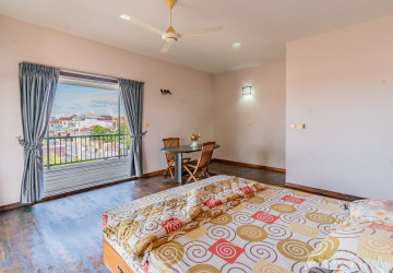 6 Bedroom House For Sale - Takhmao, Kandal thumbnail