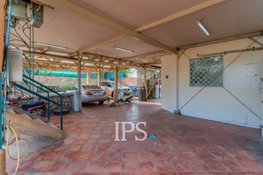 6 Bedroom House For Sale - Takhmao, Kandal