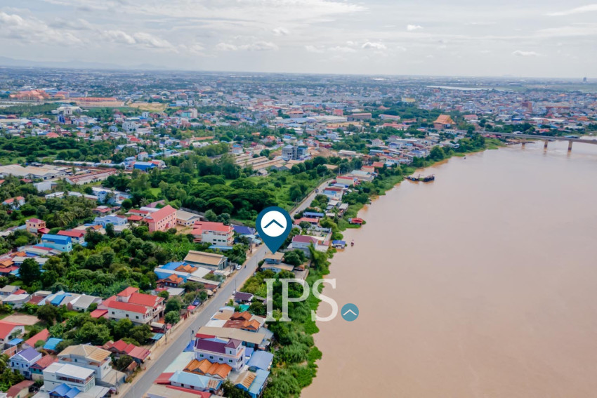 6 Bedroom House For Sale - Takhmao, Kandal